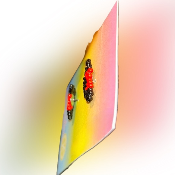 NWT GrandmaMia’s Handcrafted Mini Mouse Inspired Glass Bead Stud Earrings - Picture 4 of 5